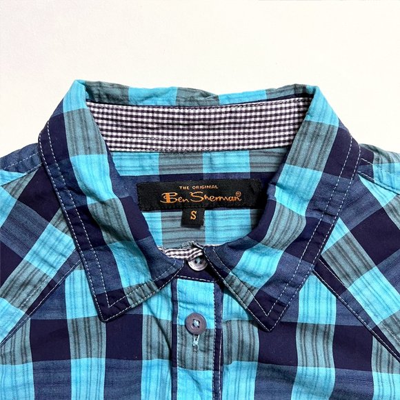 Ben Sherman Blue Square Print Short Sleeve Button Down Shirt (S) - Picture 4 of 9